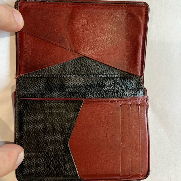 Lv wallet black and gray with red accents - Picture 2 of 3